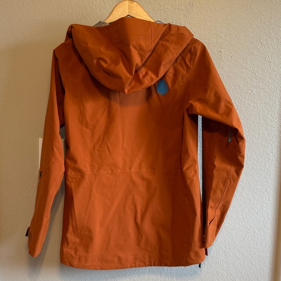 Stio Women's Environ XT Burnt Orange Hooded Shell Jacket Anorak size small - Picture 4 of 9